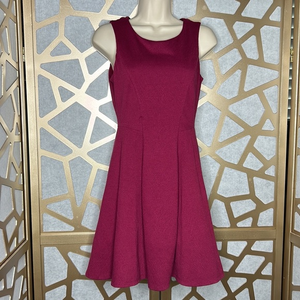 LC Lauren Conrad Sleeveless Dress‎